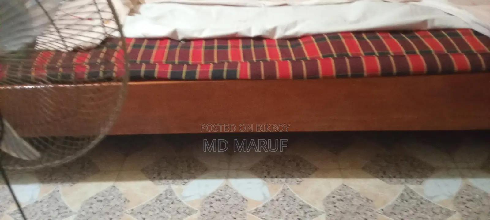 Half Box Bed