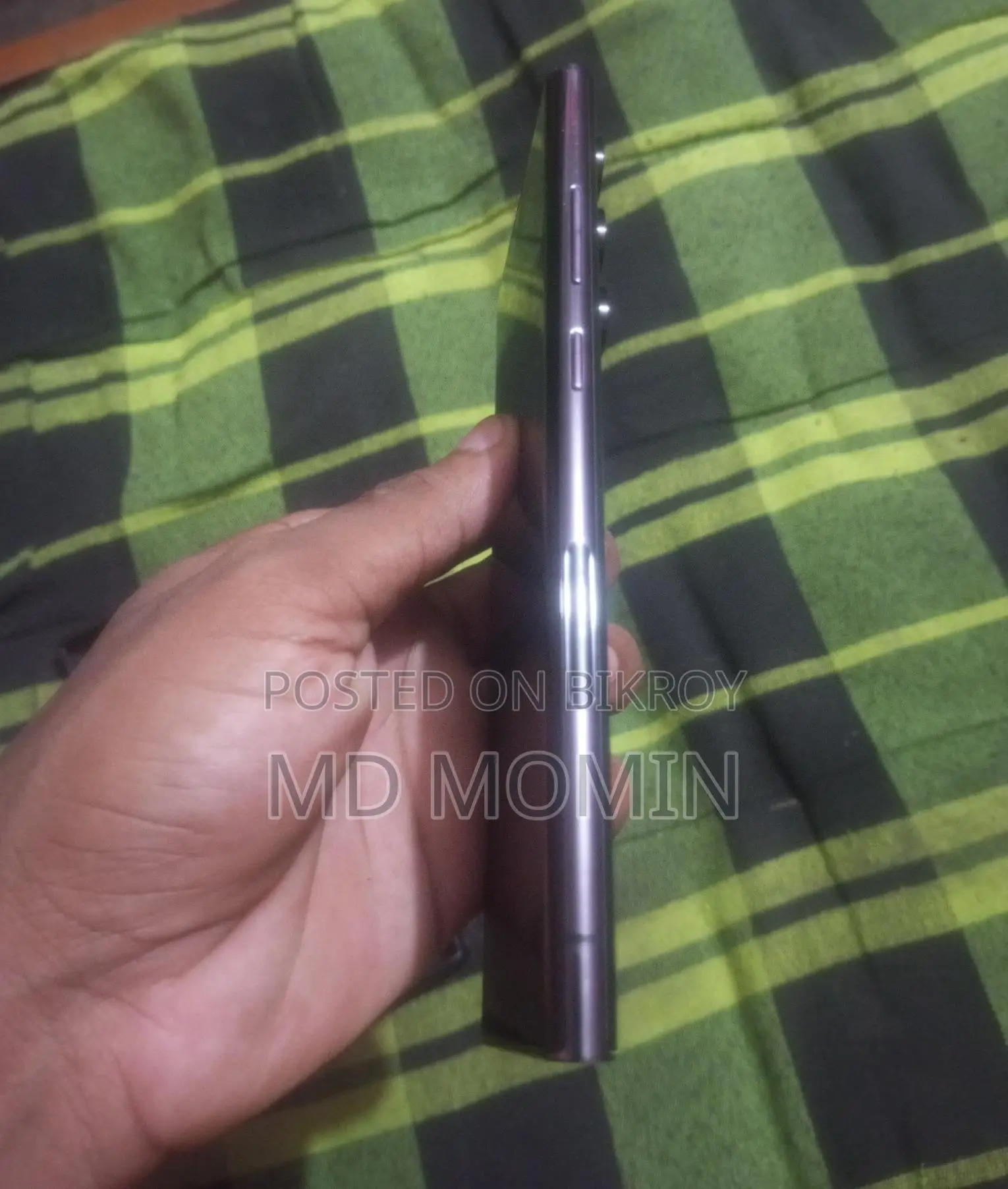Samsung Galaxy S22 Ultra . (Used)