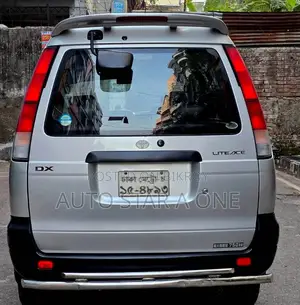 Toyota Noah KR42 5Door Dx 2006