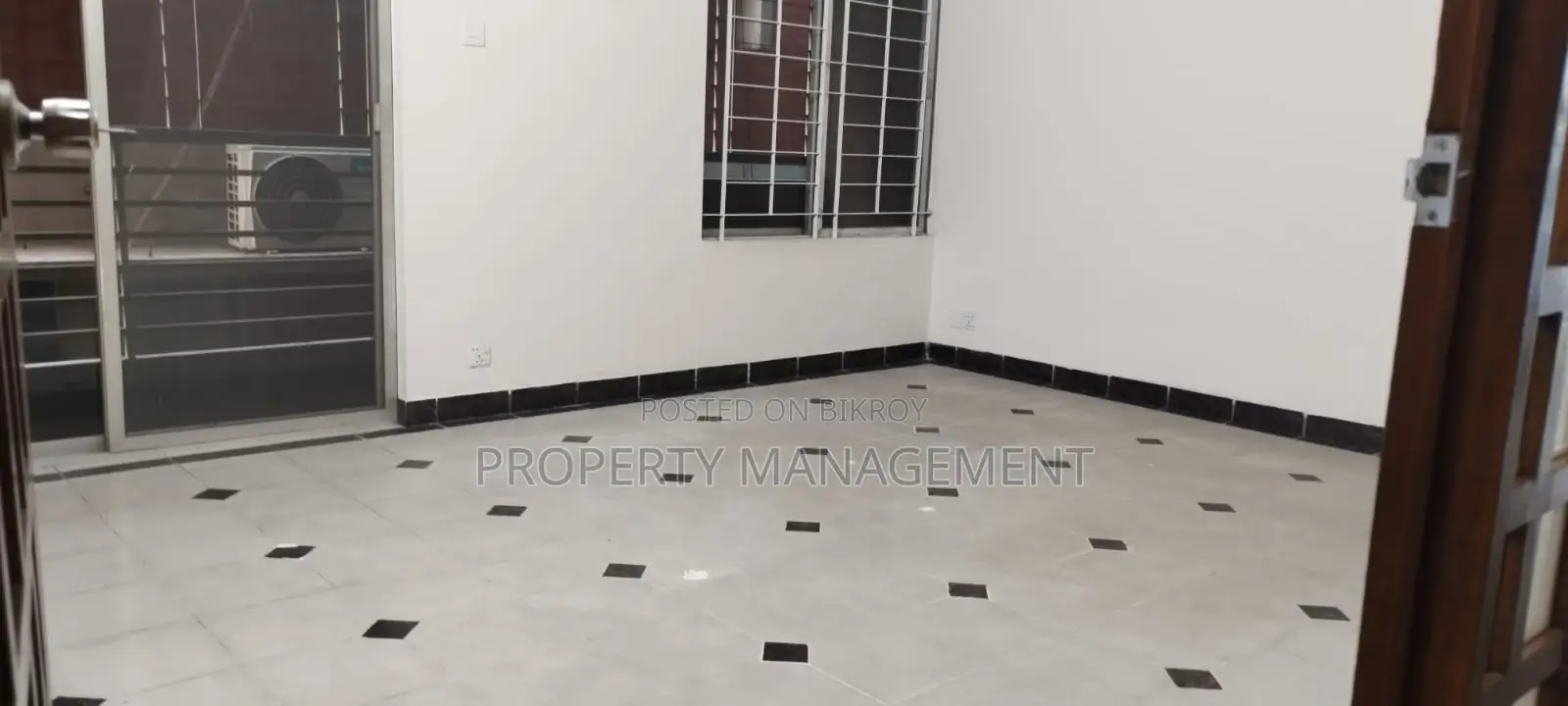 2300Sqft Office Space for Rent in Gulshan with a Nice View