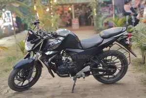 Yamaha FZS-FI V2 Dark Knight 2017