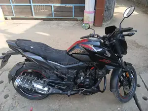 Honda X Blade . 2020