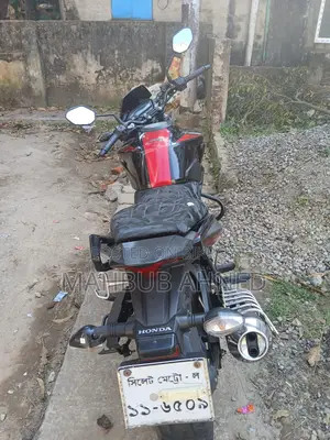 Honda X Blade . 2020