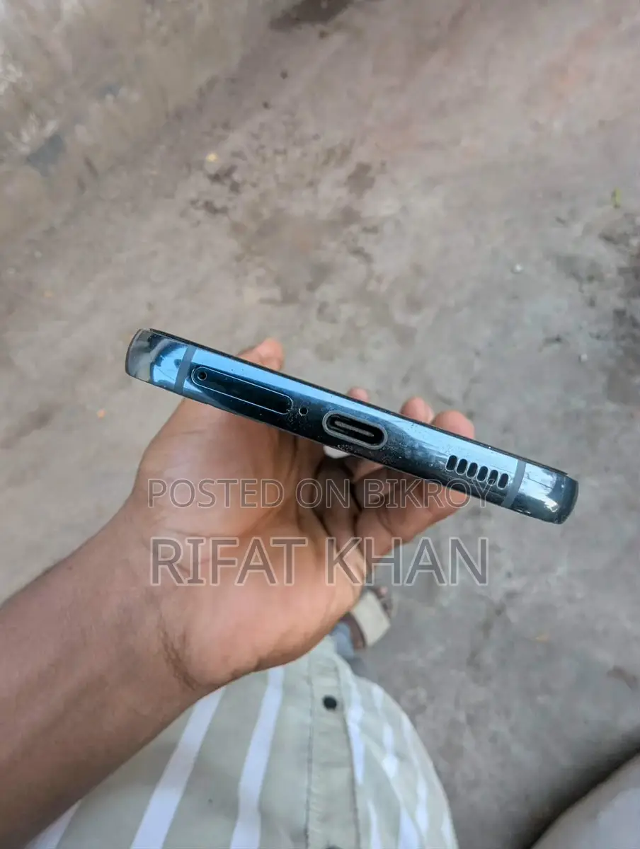 Samsung Galaxy S22 Plus (Used)