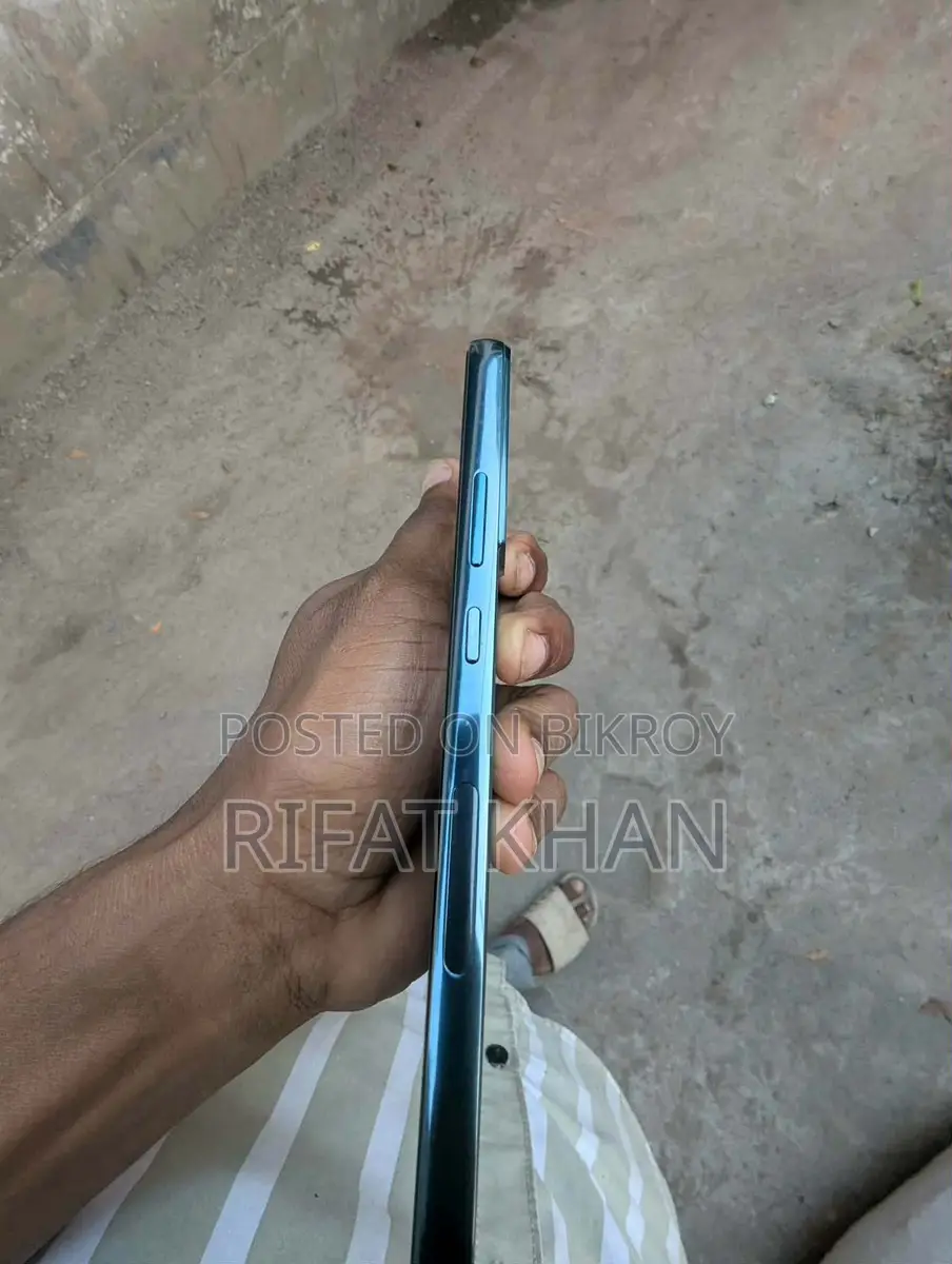 Samsung Galaxy S22 Plus (Used)