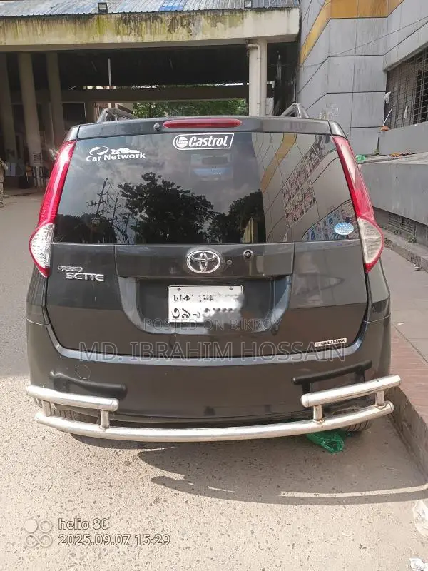 Toyota Passo SETTE 2009