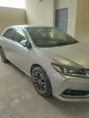 Toyota Allion . 2017