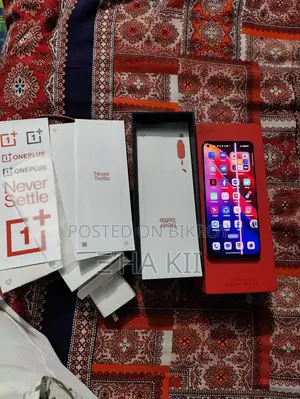 OnePlus 9 অনেক ভালো ফোন (Used)