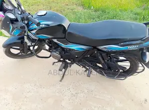 Bajaj Discover 100 (2018)