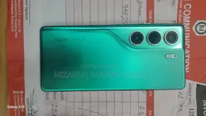 Tecno Camon 40 Pro . (Used)