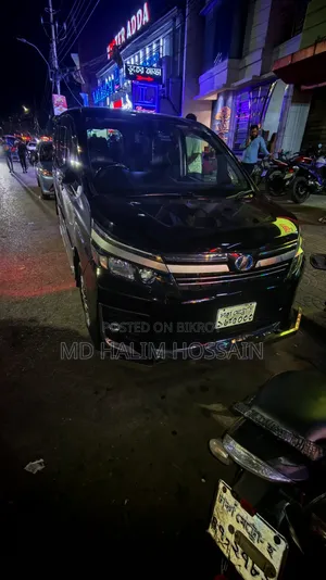 Toyota Noah 2017 Black