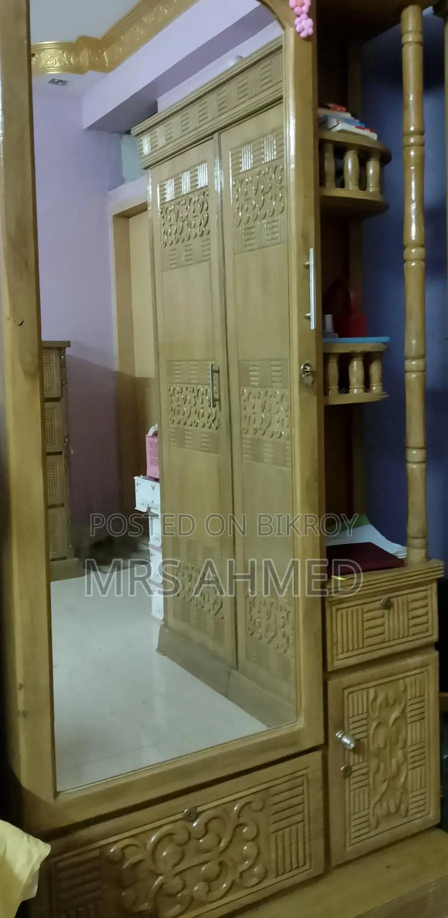 Almirah, Dressing Table, Bed, Wardrobe
