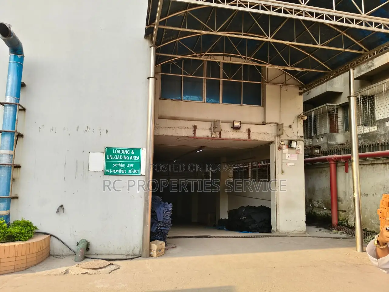250000sft ready woven factory sale in Zirabo Ashulia Savar. (12)