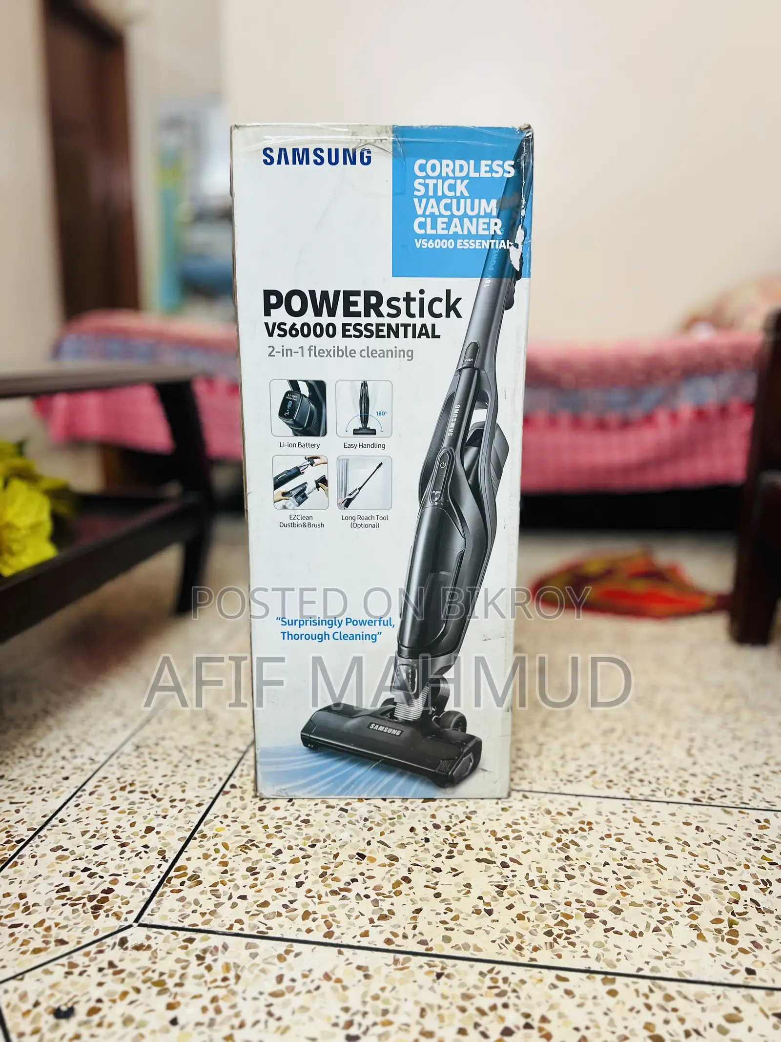 Brand new Condition 6 day Use, Samsung Power stick VS6000 Essential