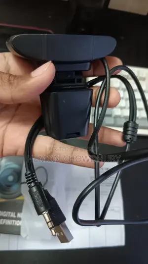 ওয়েবক্যাম বিক্রয় হবে (প্রায় নতুন)
