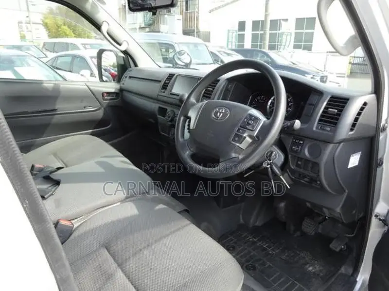 Toyota Hiace GL PACKAGE 2021