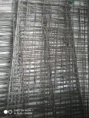 ১২ খোপের কবুতরের খাঁচা।