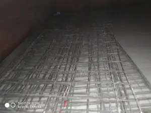১২ খোপের কবুতরের খাঁচা।