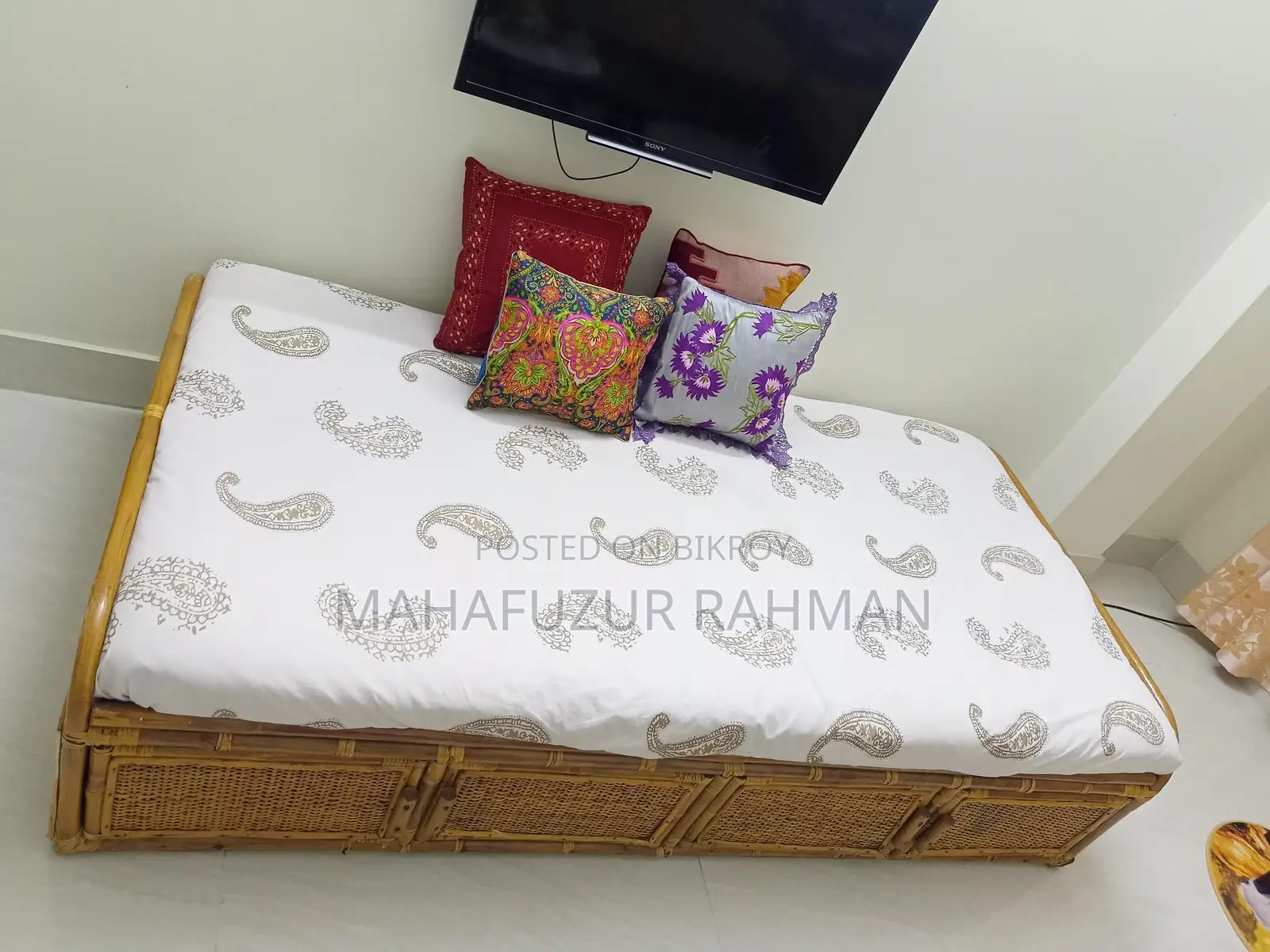 বেতের খাট বিক্রি হবে