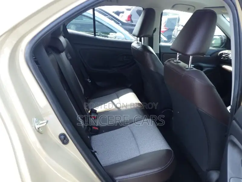 Toyota Yaris Cross Z PKG HYB 2021