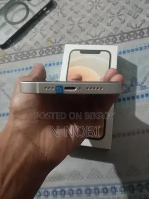 Apple iPhone 12 (Used)