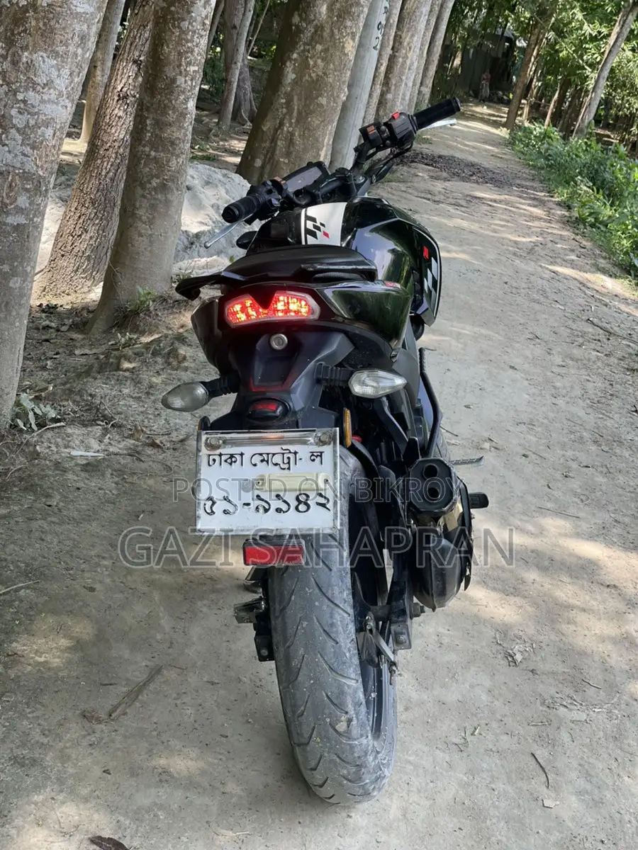 TVS Apache RTR 160 4v 2021