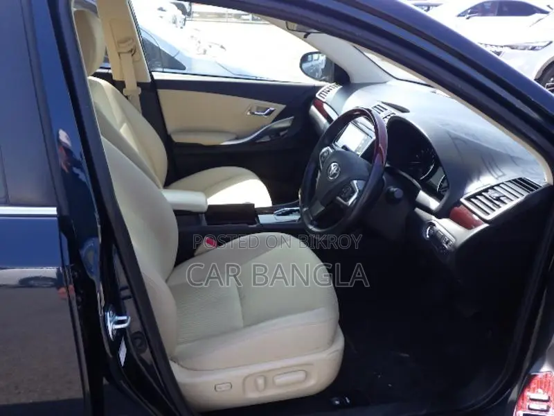 Toyota Premio F-EX 2021
