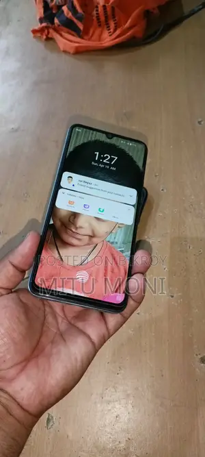 Vivo V23 / V23e (Used)
