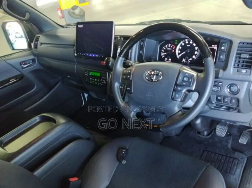Toyota Hiace SGL Dark Prime II 2022