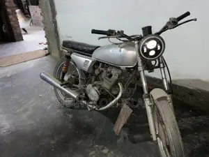 Xingfu CG125 . 2000