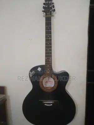 গিটার বিক্রি হবে