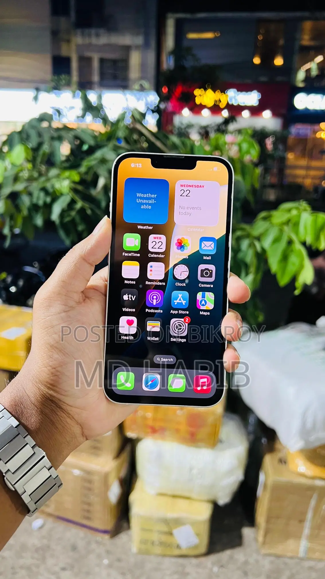 Apple iPhone 13 (Used)