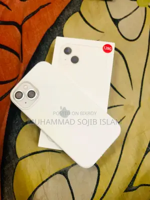 Apple iPhone 13 (Used)