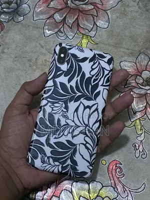Apple iPhone XS Max (Used)