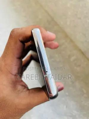 Samsung Galaxy S22 5g (Used)