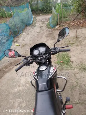 TVS Metro 2016