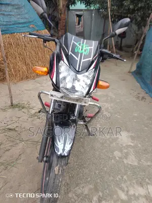 TVS Metro 2016