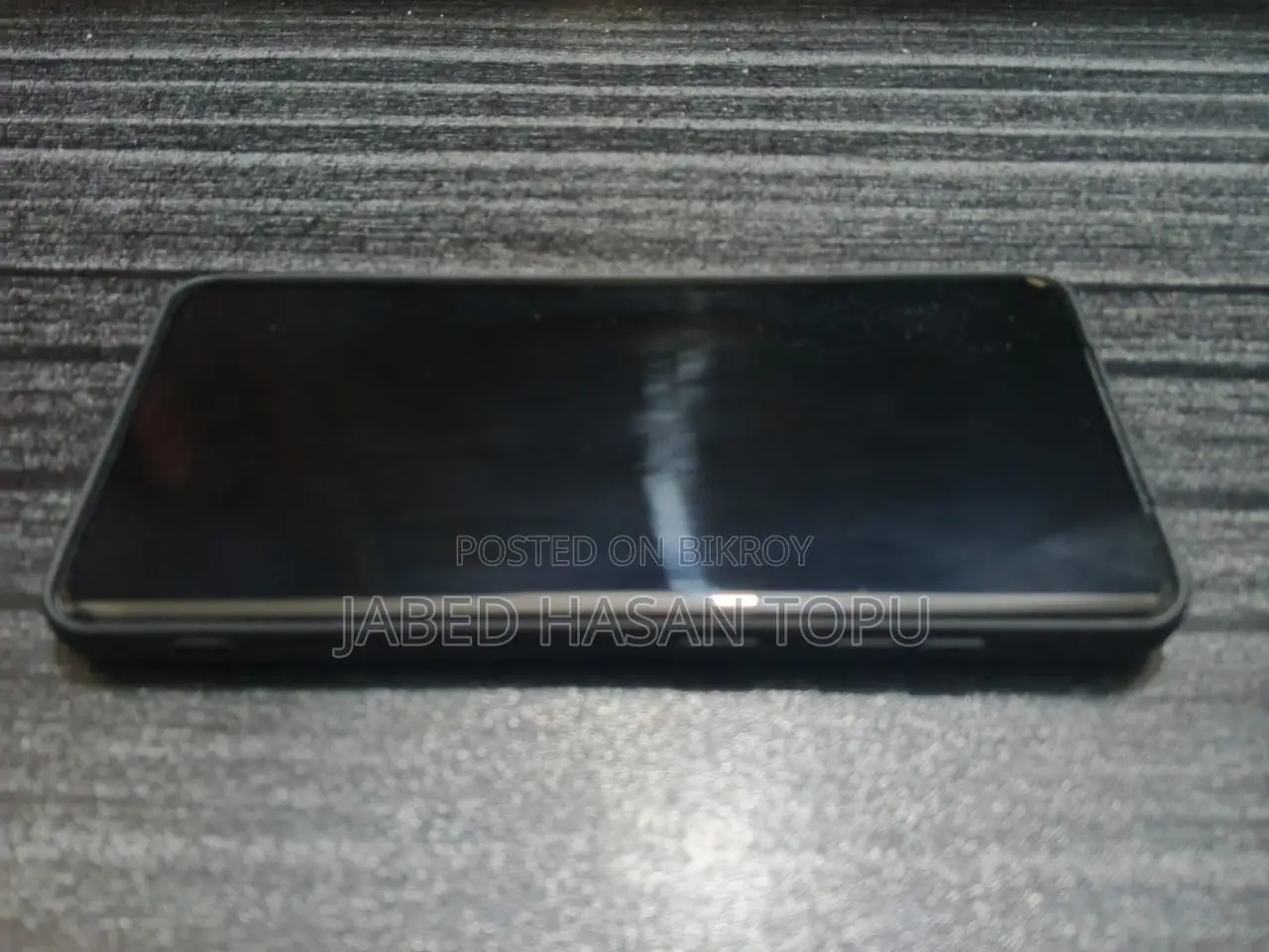 Samsung Galaxy S20 USA Variant (Used)