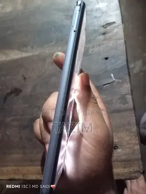 Vivo Y12s phone is in very good condition (Used)