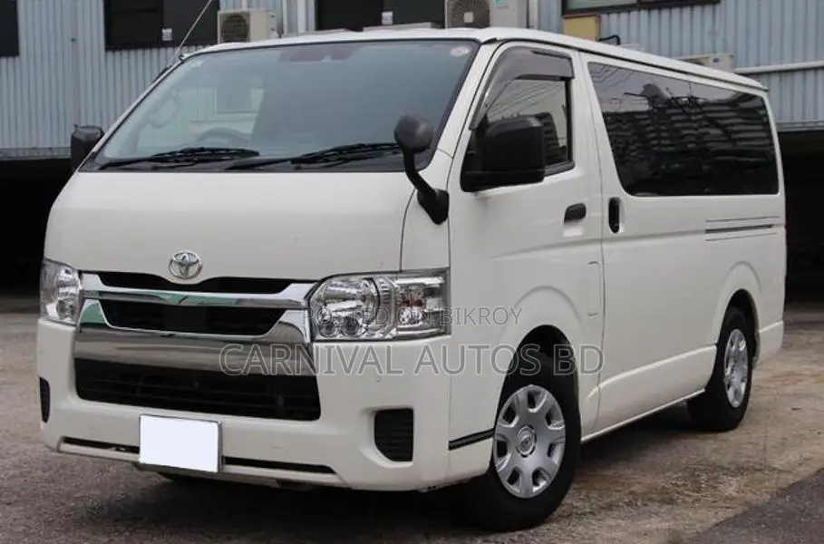 Toyota HiAce 2021 White