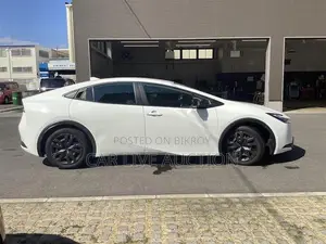 Toyota Prius Hybrid X Pre-order 2023