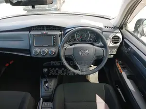 Toyota Axio 2020