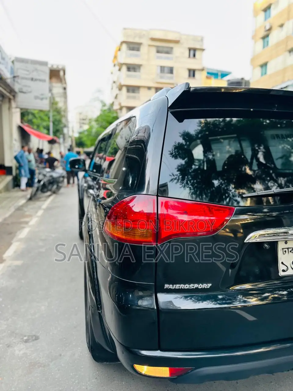 Mitsubishi Pajero 7 seats 2014