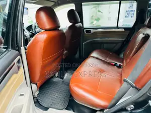 Mitsubishi Pajero 7 seats 2014