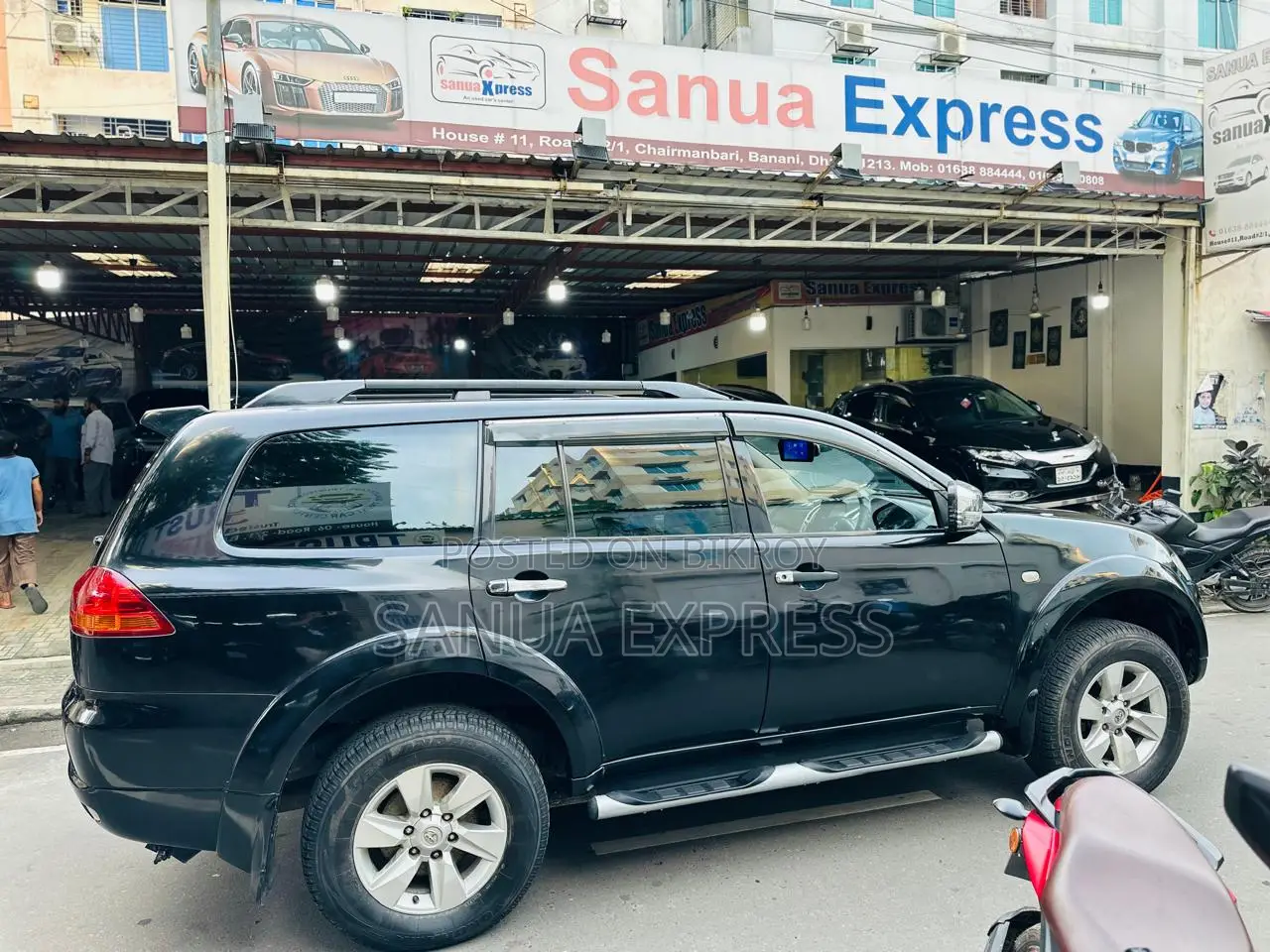 Mitsubishi Pajero 7 seats 2014