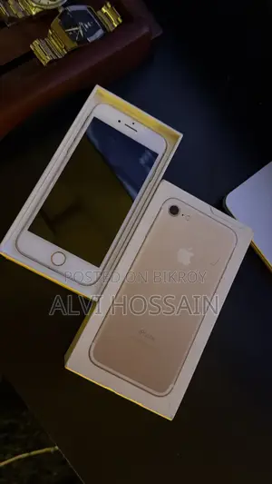 Apple iPhone 7 128 GB Gold