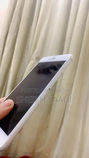 Apple iPhone 6 . (Used)