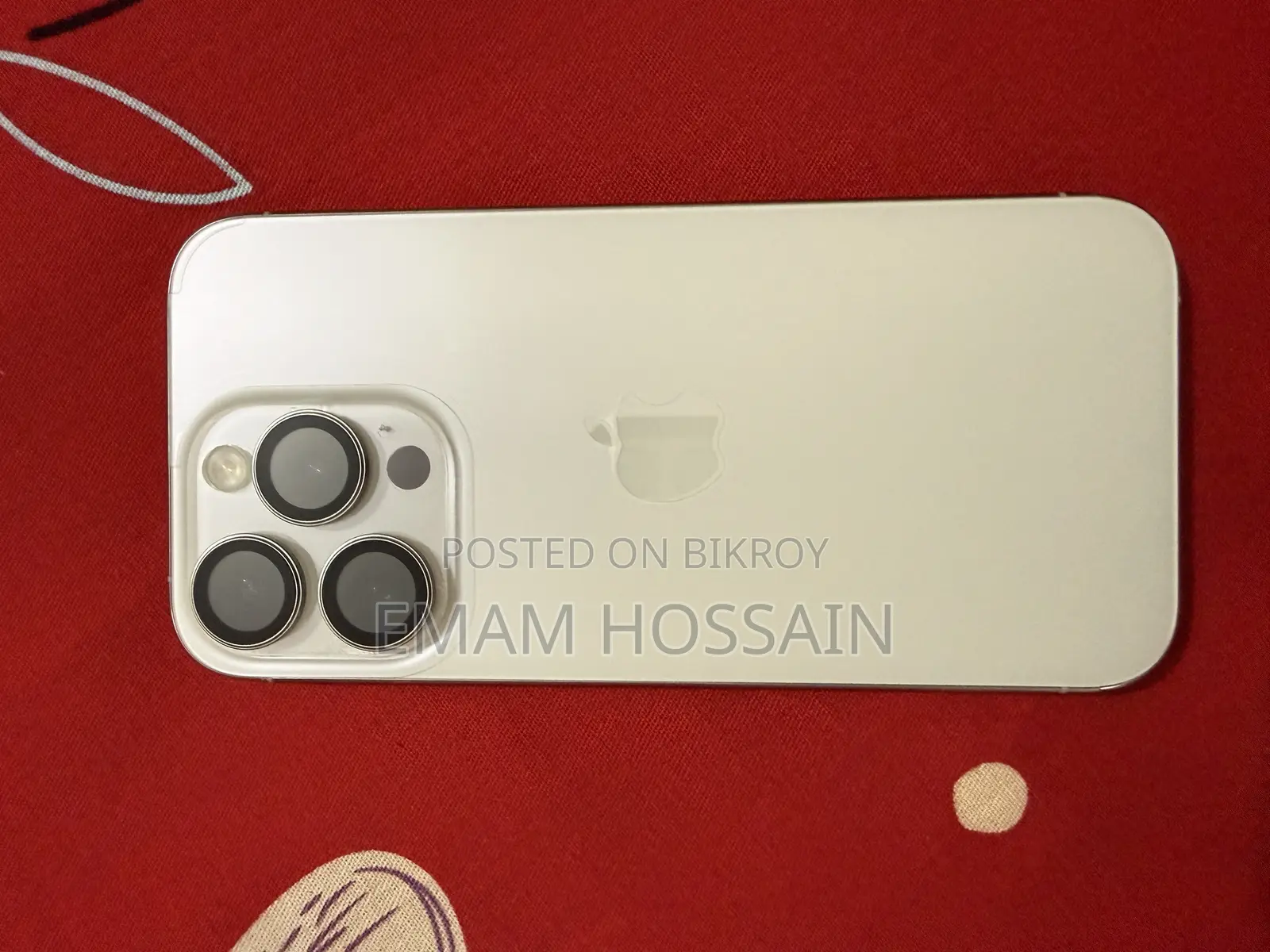 Apple iPhone 15 Pro White titanium (Used)