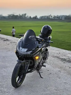 Suzuki Gixxer SF fi dd non abs 2024