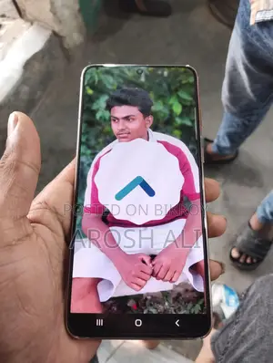Samsung Galaxy S21 Plus ইমারজেন্সি সেল হবে (Used)